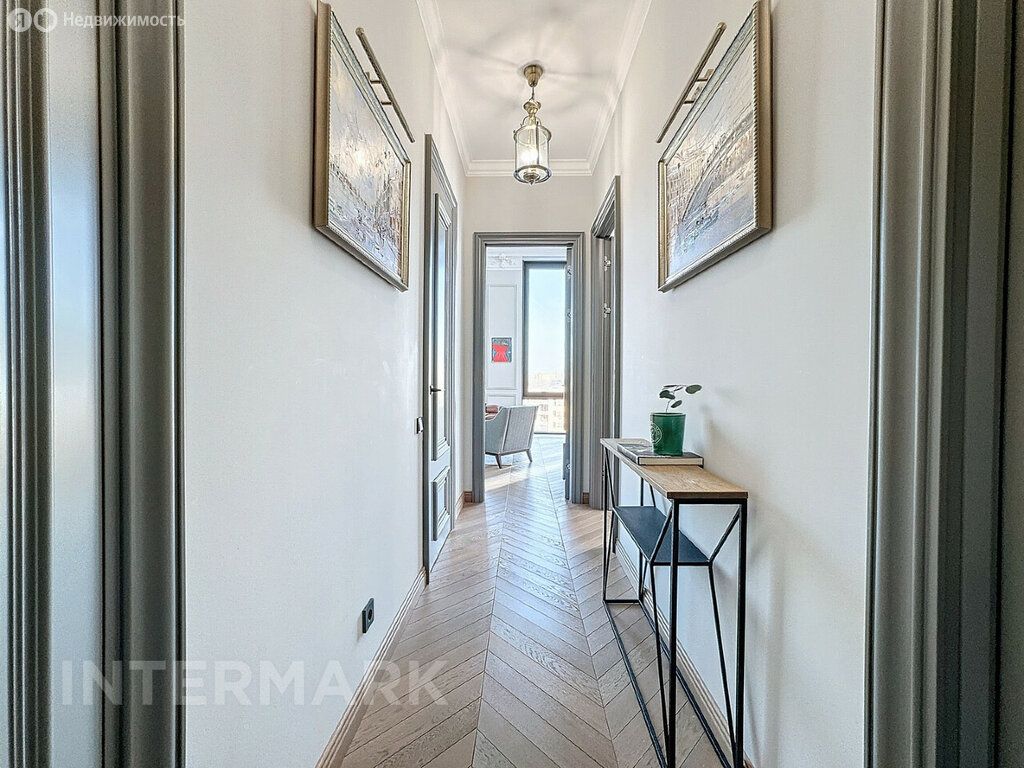 m. Mendeleevskaya: Apartment, 4-rooms