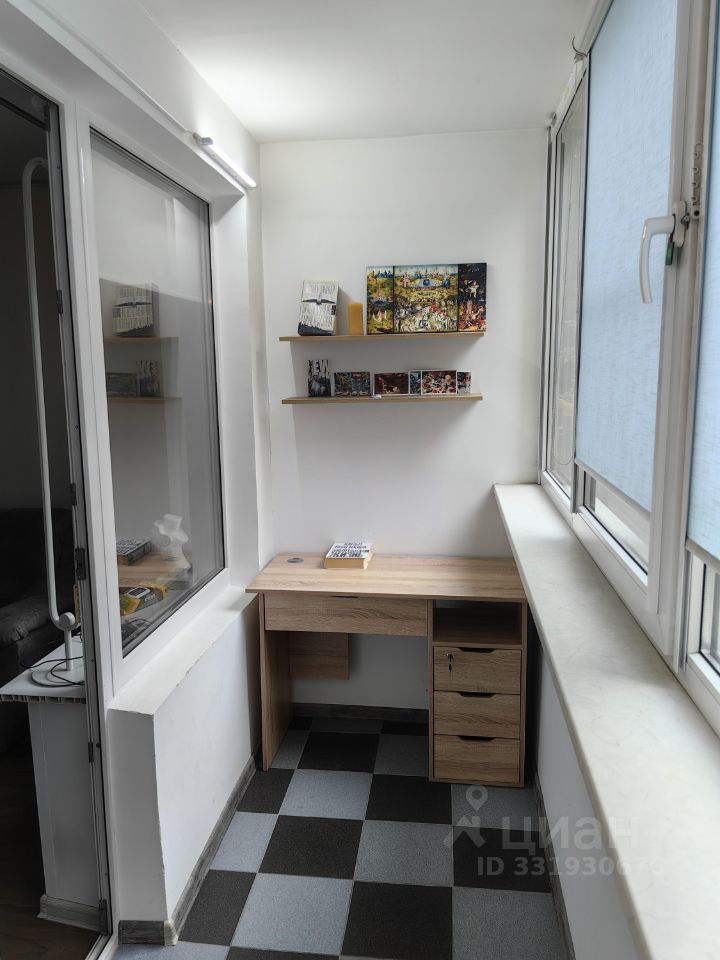 m. Ploschad trekh vokzalov: Apartment, 1-rooms