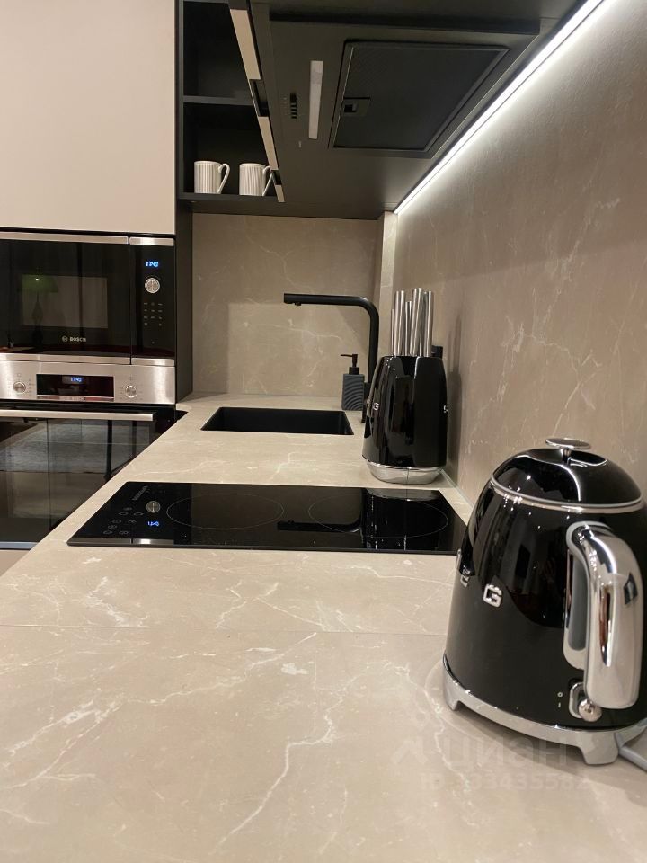 m. Dmitrovskaya: Apartment, studio