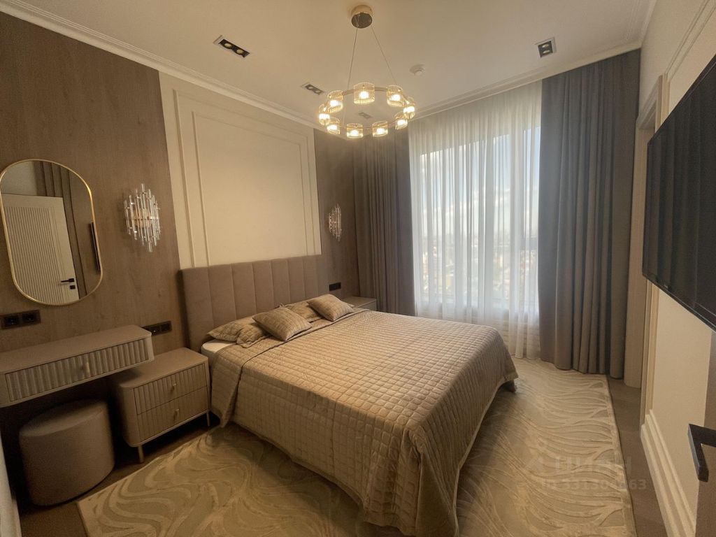 m. Narodnoe Opolchenie: Apartment, 2-rooms