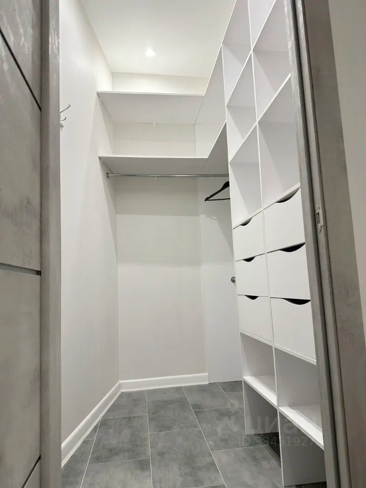m. Narodnoe Opolchenie: Apartment, 2-rooms