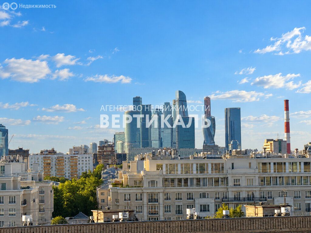 m. Luzhniki: Apartment, 2-rooms
