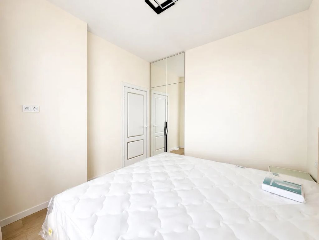 m. Serp i Molot: Apartment, 1-rooms