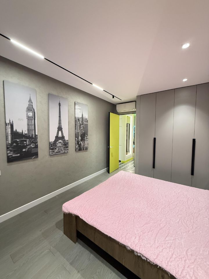 m. Botanichesky sad: Apartment, 3-rooms