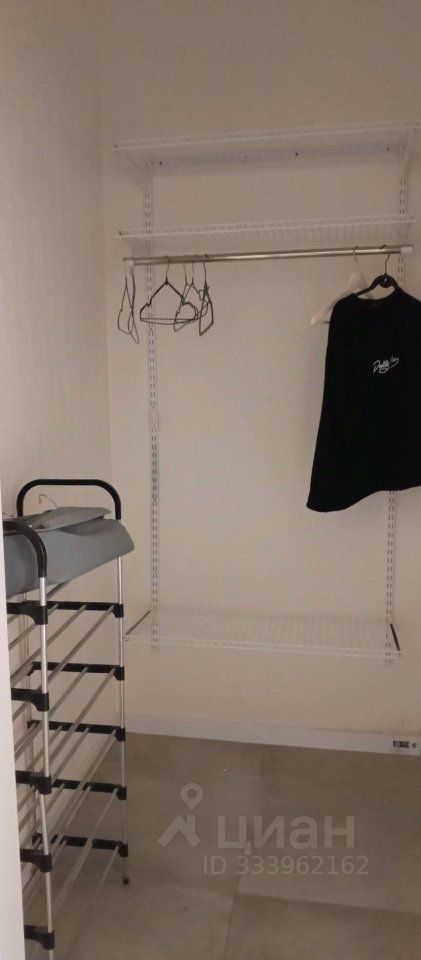 m. Oktyabrskoe pole: Apartment, 1-rooms