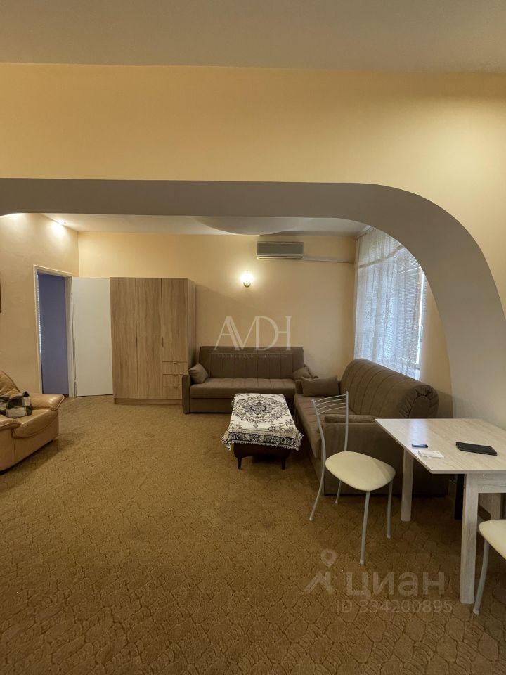 m. Bagrationovskaya: Apartment, studio