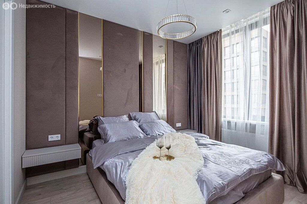 m. ZIL: Apartment, 1-rooms