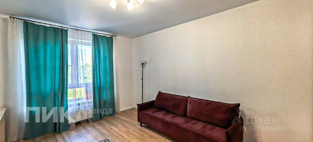 m. Narodnoe Opolchenie: Apartment, 1-rooms