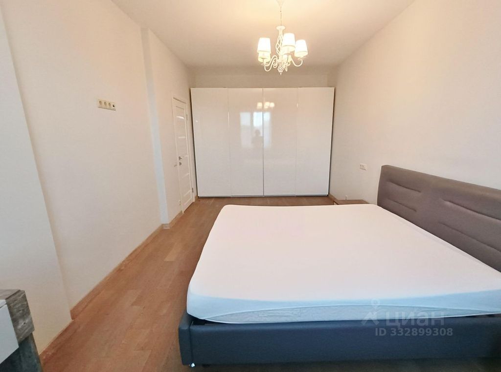m. Ulitsa 1905 goda: Apartment, 2-rooms