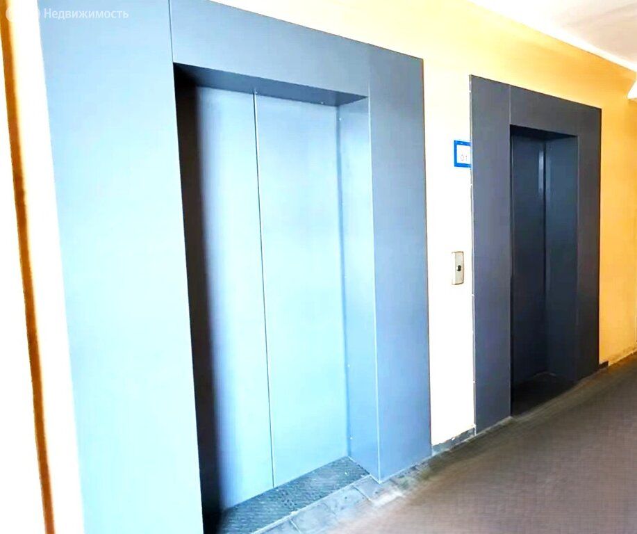 m. Barrikadnaya: Apartment, 2-rooms