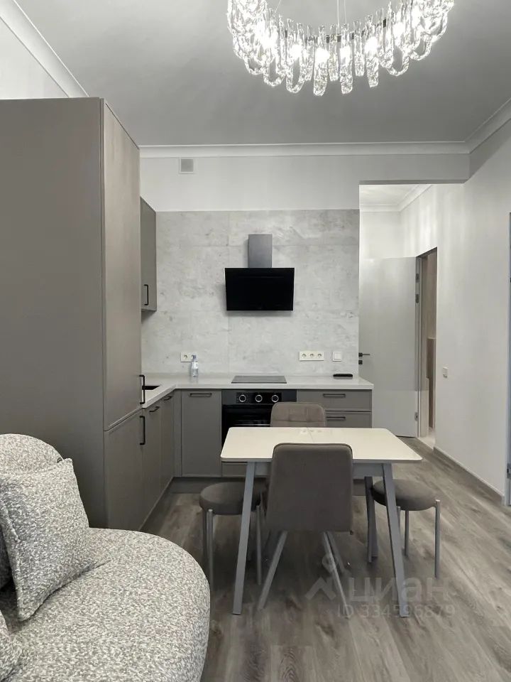 m. Baumanskaya: Apartment, 2-rooms