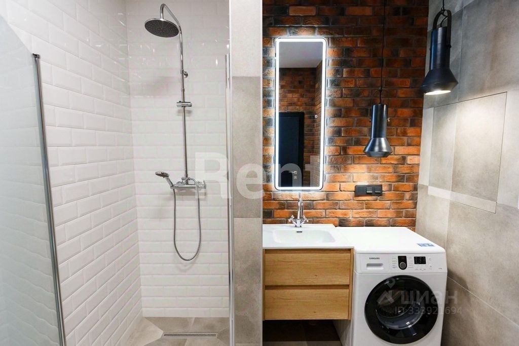 m. ZIL: Apartment, 2-rooms