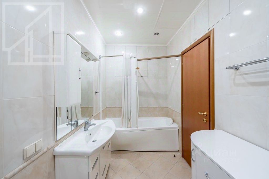 m. Park kultury: Apartment, 4-rooms