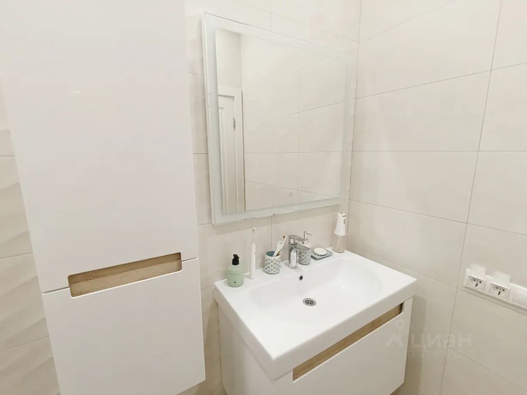 m. Aminyevskaya: Apartment, 2-rooms