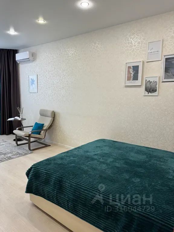 m. Levoberezhnaya: Apartment, 1-rooms