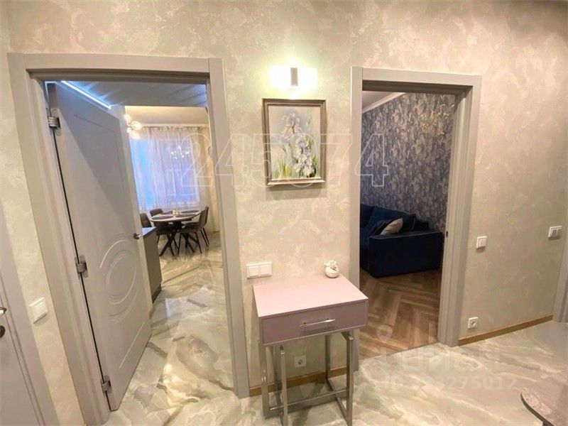 m. Oktyabrskoe pole: Apartment, 2-rooms