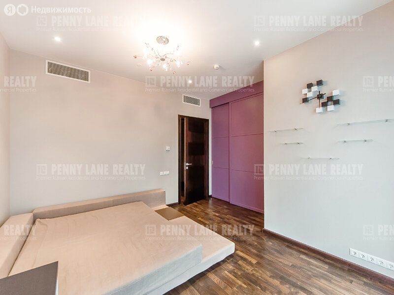 m. Delovoy tsentr: Apartment, 4-rooms