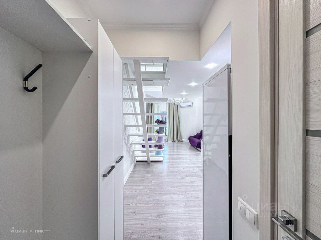 m. Nemchinovka: Apartment, studio