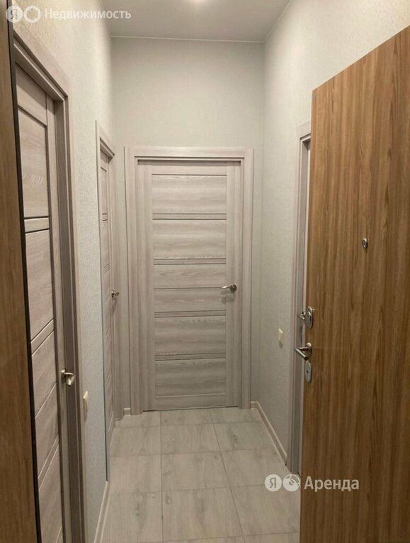 m. ZIL: Apartment, 1-rooms