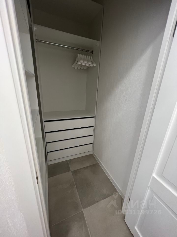 m. Oktyabrskoe pole: Apartment, 1-rooms