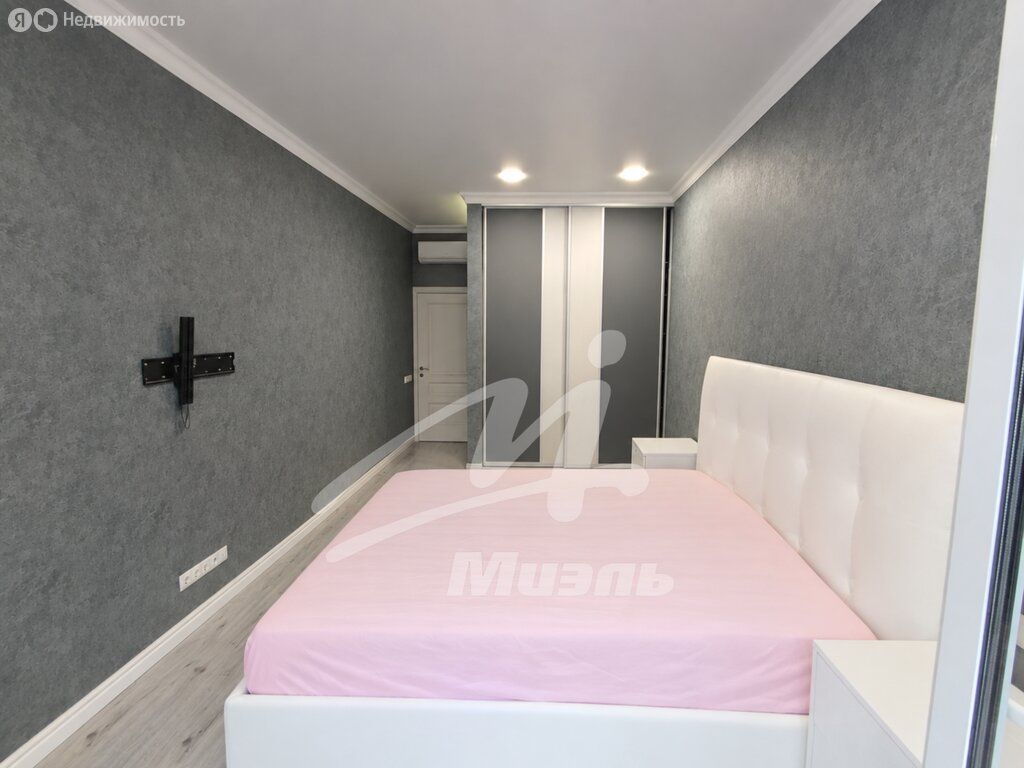 m. Khimki: Apartment, 3-rooms
