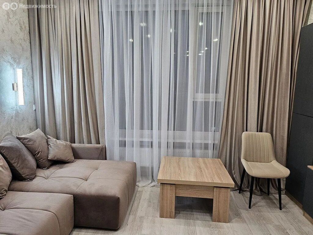 m. Moskva Tovarnaya: Apartment, studio
