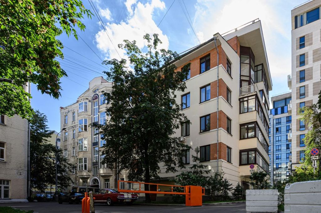 m. Chkalovskaya: Apartment, 3-rooms