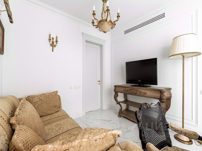 m. Mayakovskaya: Apartment, 3-rooms