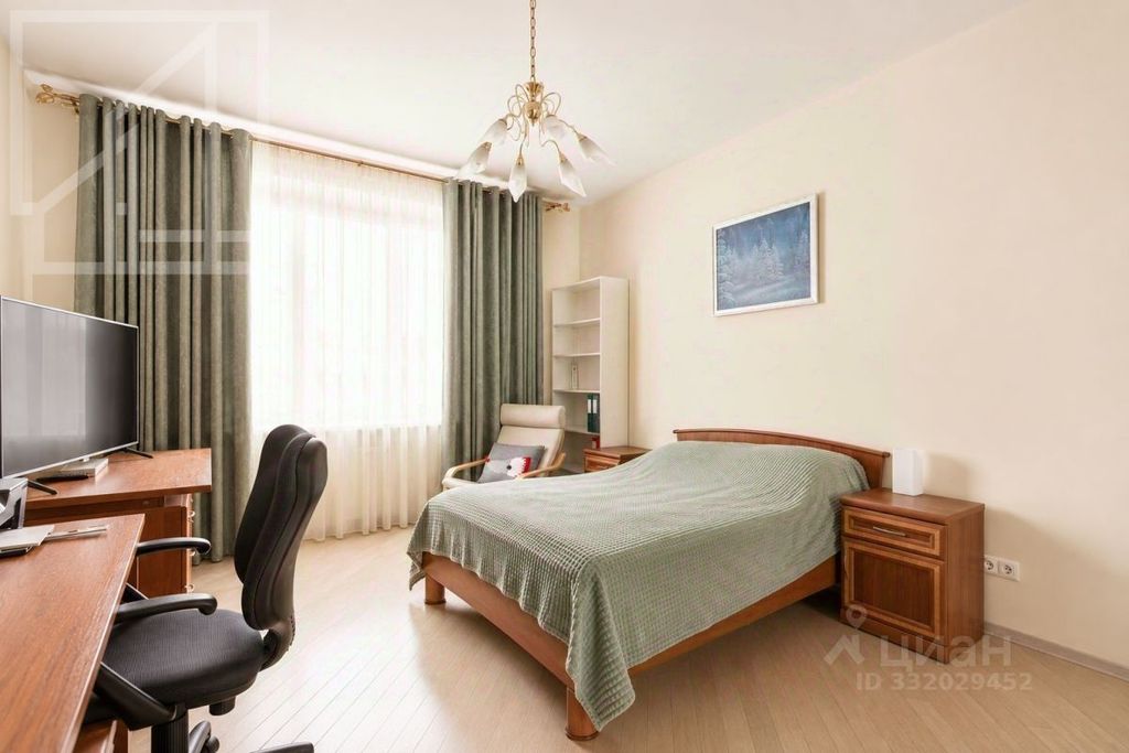 m. Arbatskaya: Apartment, 4-rooms