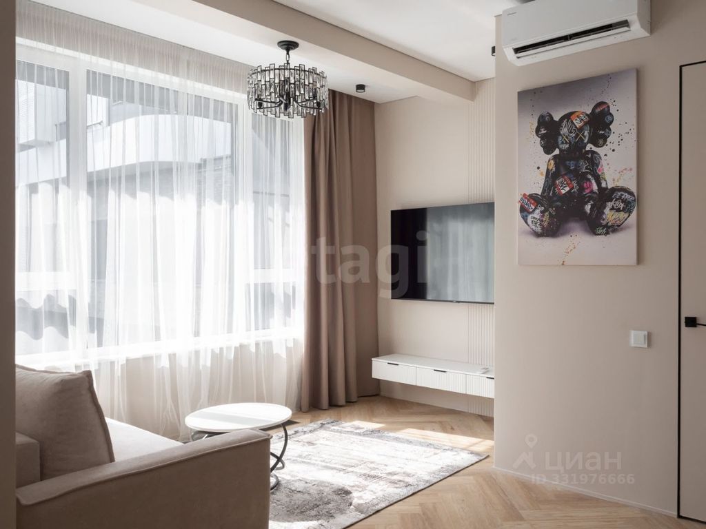 m. Serp i Molot: Apartment, 2-rooms