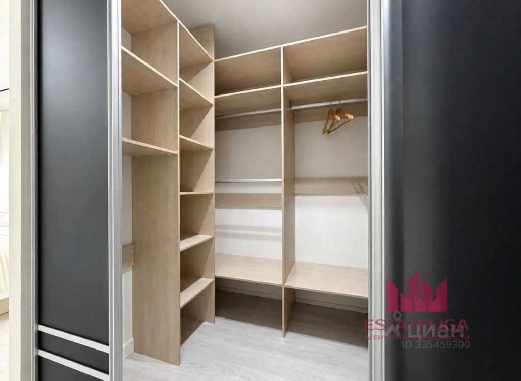 m. Oktyabrskoe pole: Apartment, 1-rooms