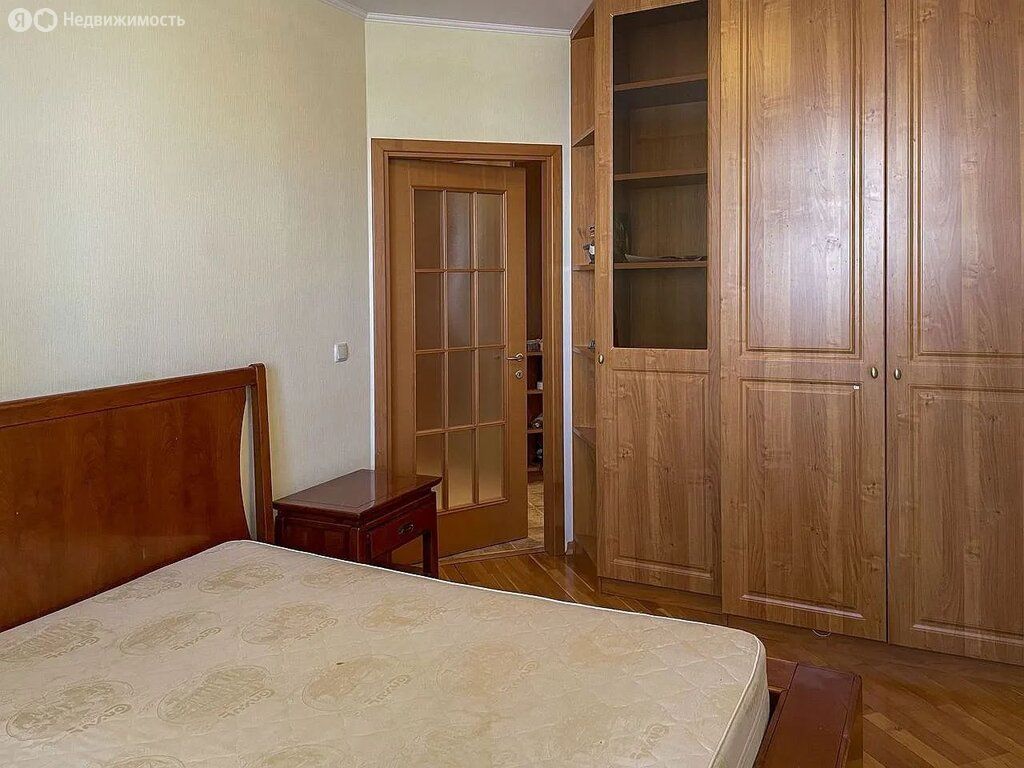 m. Delovoy tsentr: Apartment, 2-rooms