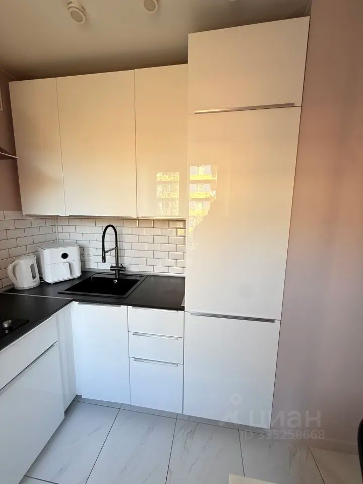 m. Dubrovka: Apartment, 1-rooms