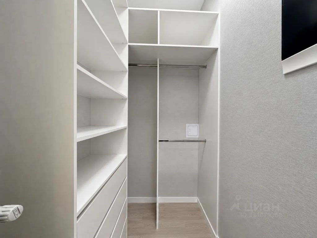 m. Serp i Molot: Apartment, 1-rooms
