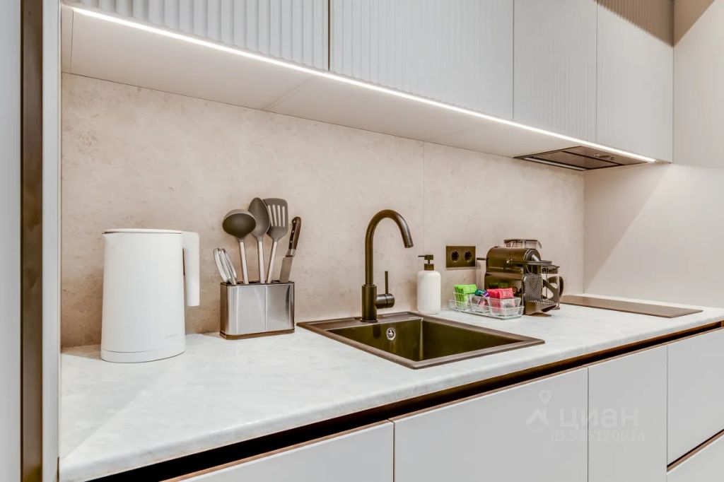 m. TsSKA: Apartment, studio