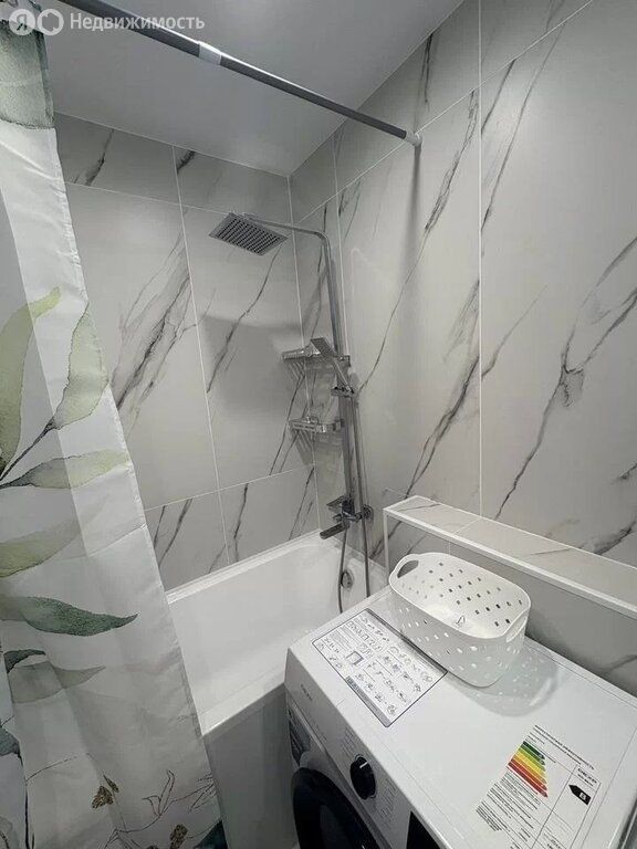 m. Strogino: Apartment, 2-rooms