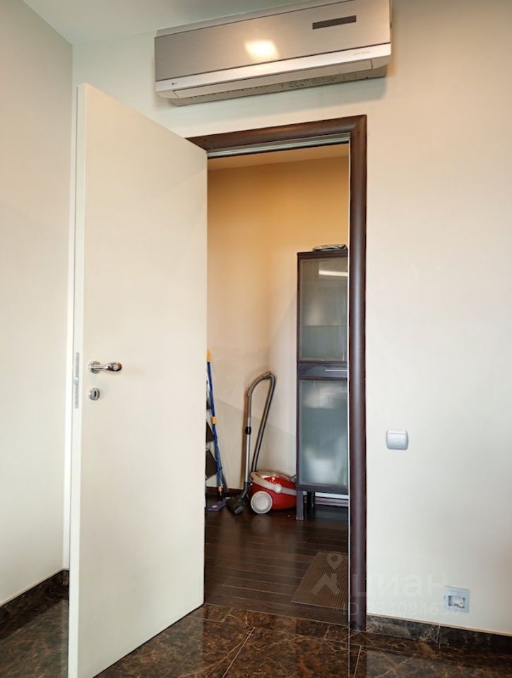 m. Schukinskaya: Apartment, 2-rooms