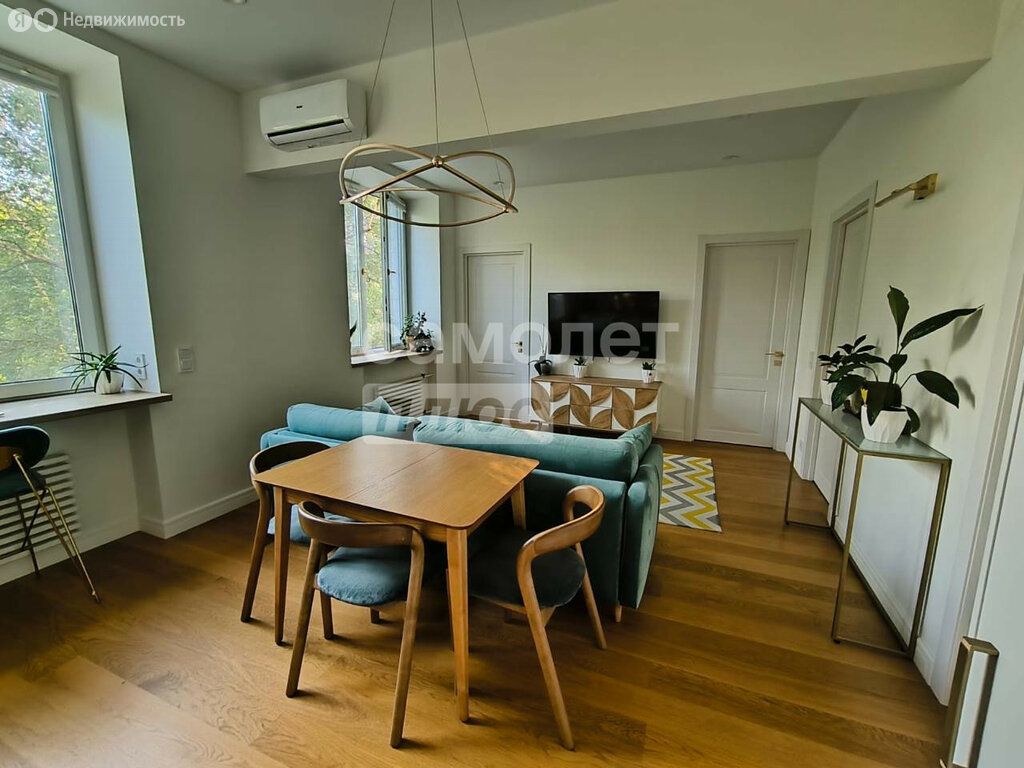 m. Park Pobedy: Apartment, 2-rooms