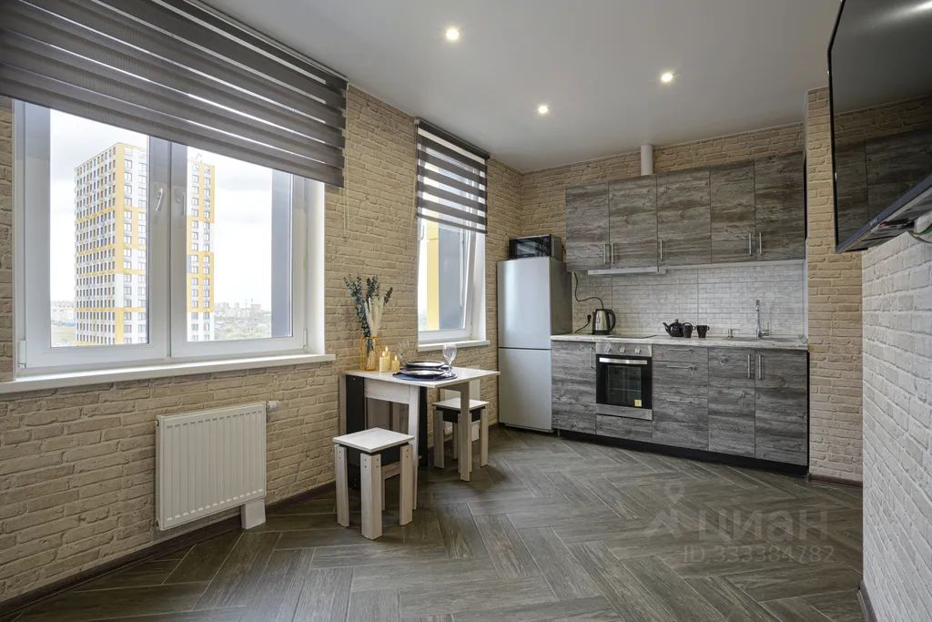 m. Pavshino: Apartment, 2-rooms