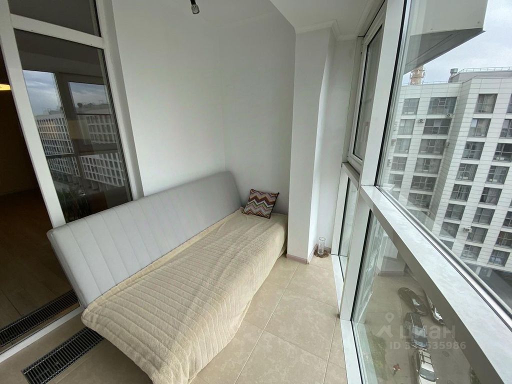 m. Saltykovskaya: Apartment, 3-rooms