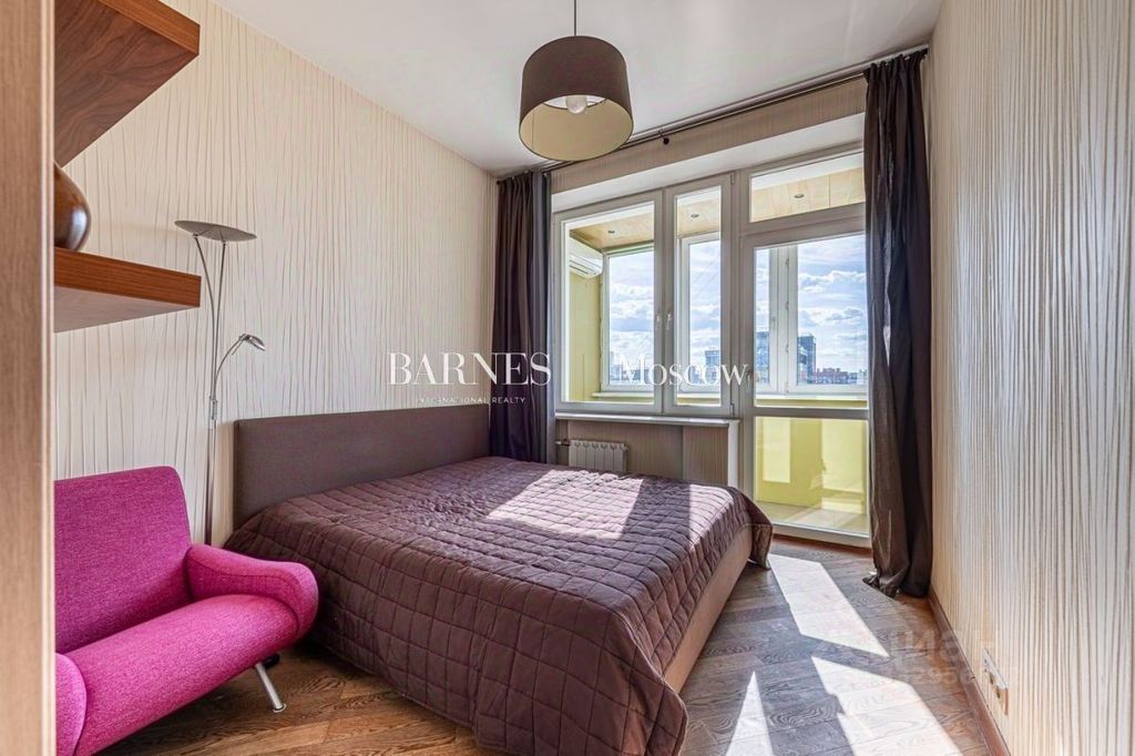 m. Krasnopresnenskaya: Apartment, 2-rooms