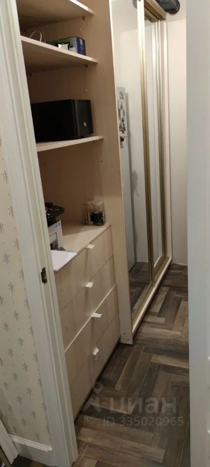 m. Molzhaninovo: Apartment, 4-rooms