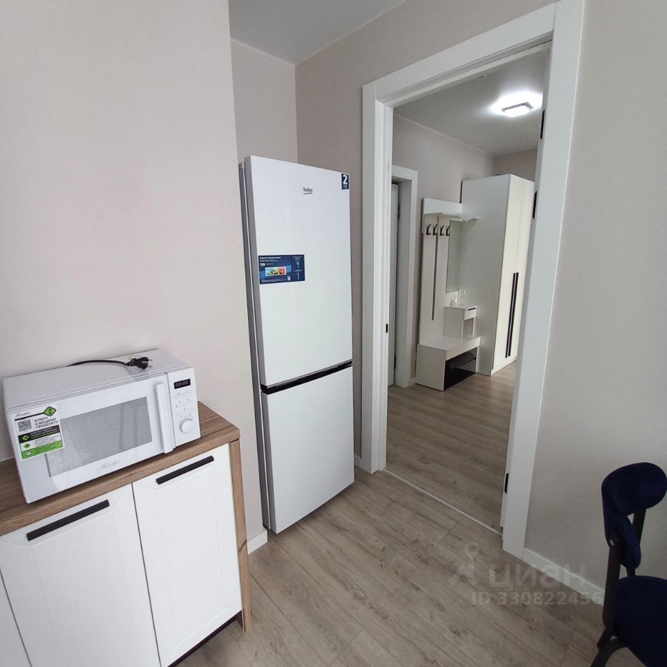 m. Strogino: Apartment, 2-rooms
