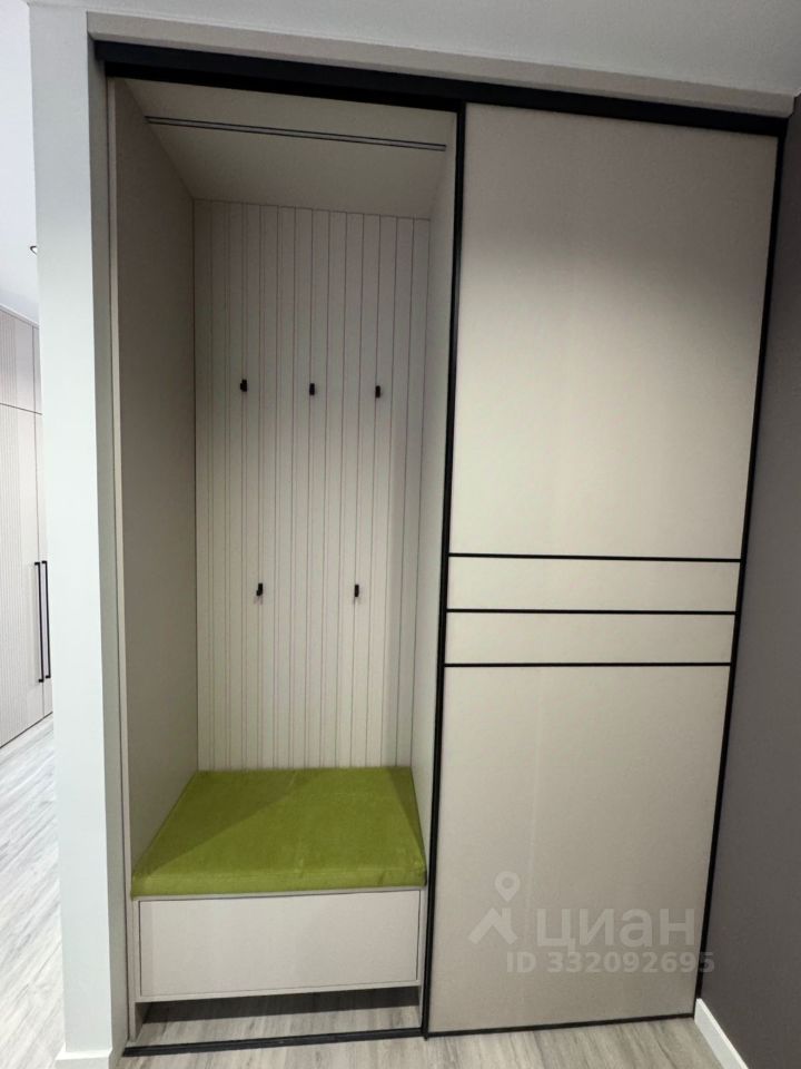 m. Pavshino: Apartment, 2-rooms