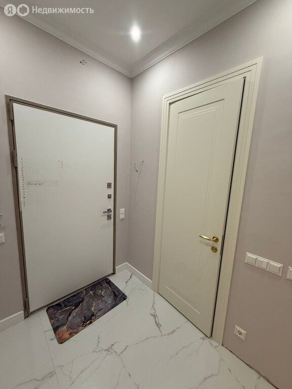 m. Serp i Molot: Apartment, 2-rooms