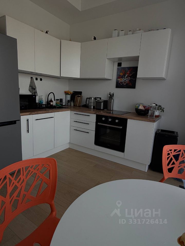 m. Pavshino: Apartment, 1-rooms