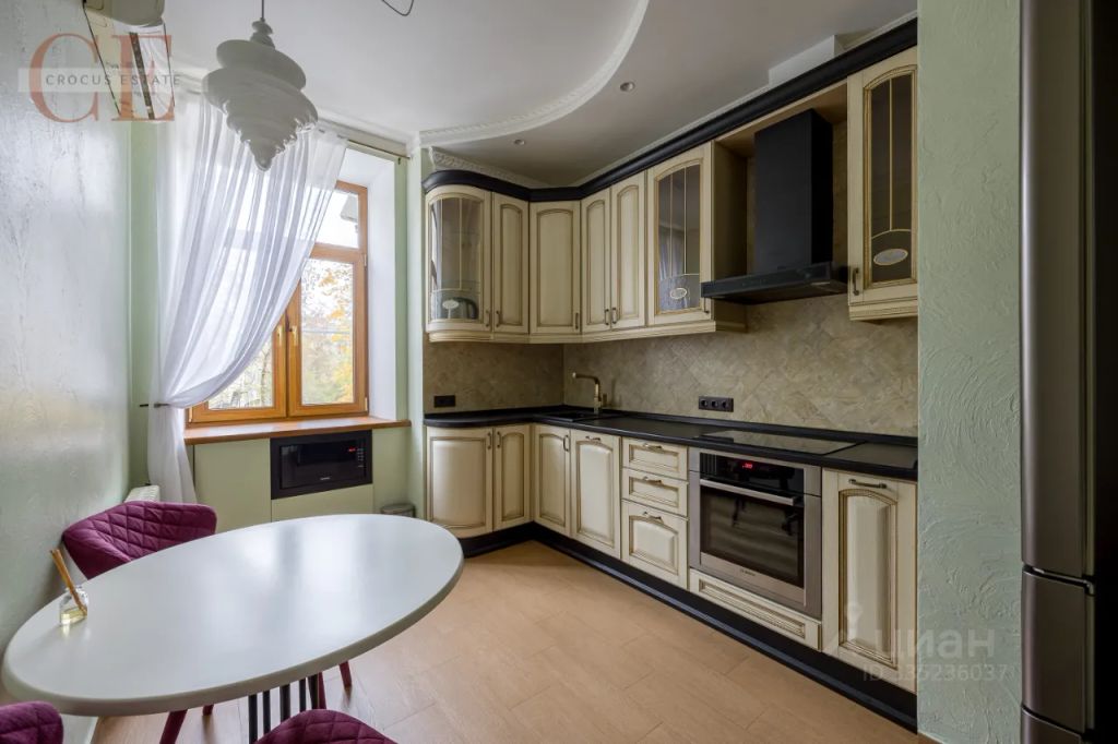 m. Chistye prudy: Apartment, 3-rooms