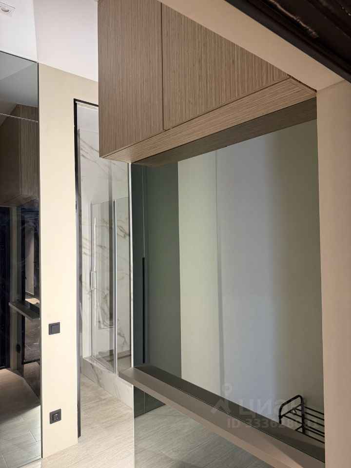 m. ZIL: Apartment, studio