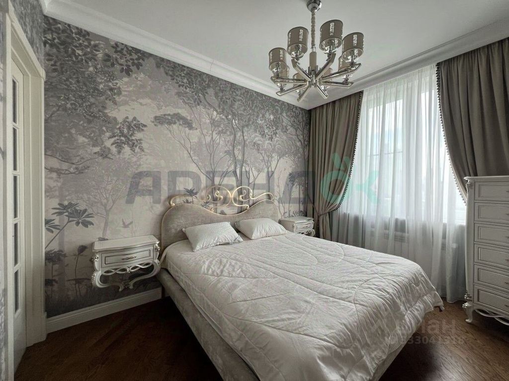 m. Narodnoe Opolchenie: Apartment, 3-rooms
