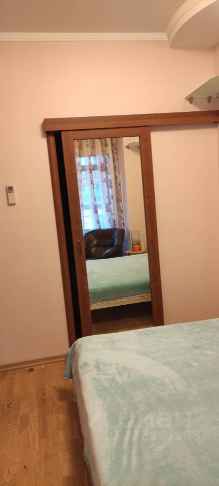 m. Narodnoe Opolchenie: Apartment, 2-rooms